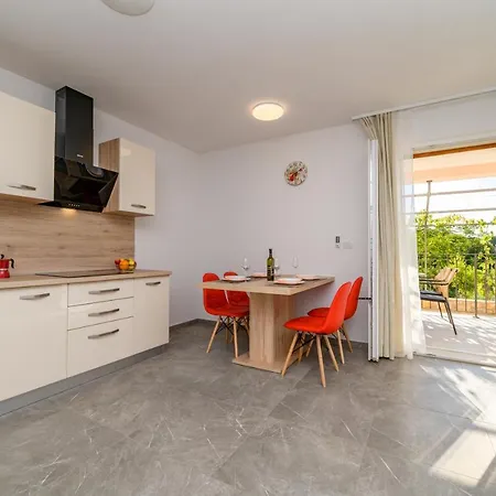 Horvat * Veli Lošinj